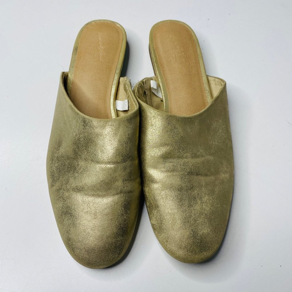 Universal Thread Slip On Mules Women's Flats Gold Metallic Close Toe Size 8.5